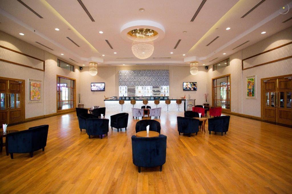 Horizon Lake View Resort Naypyidaw Exterior photo