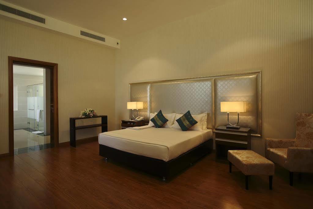 Horizon Lake View Resort Naypyidaw Exterior photo