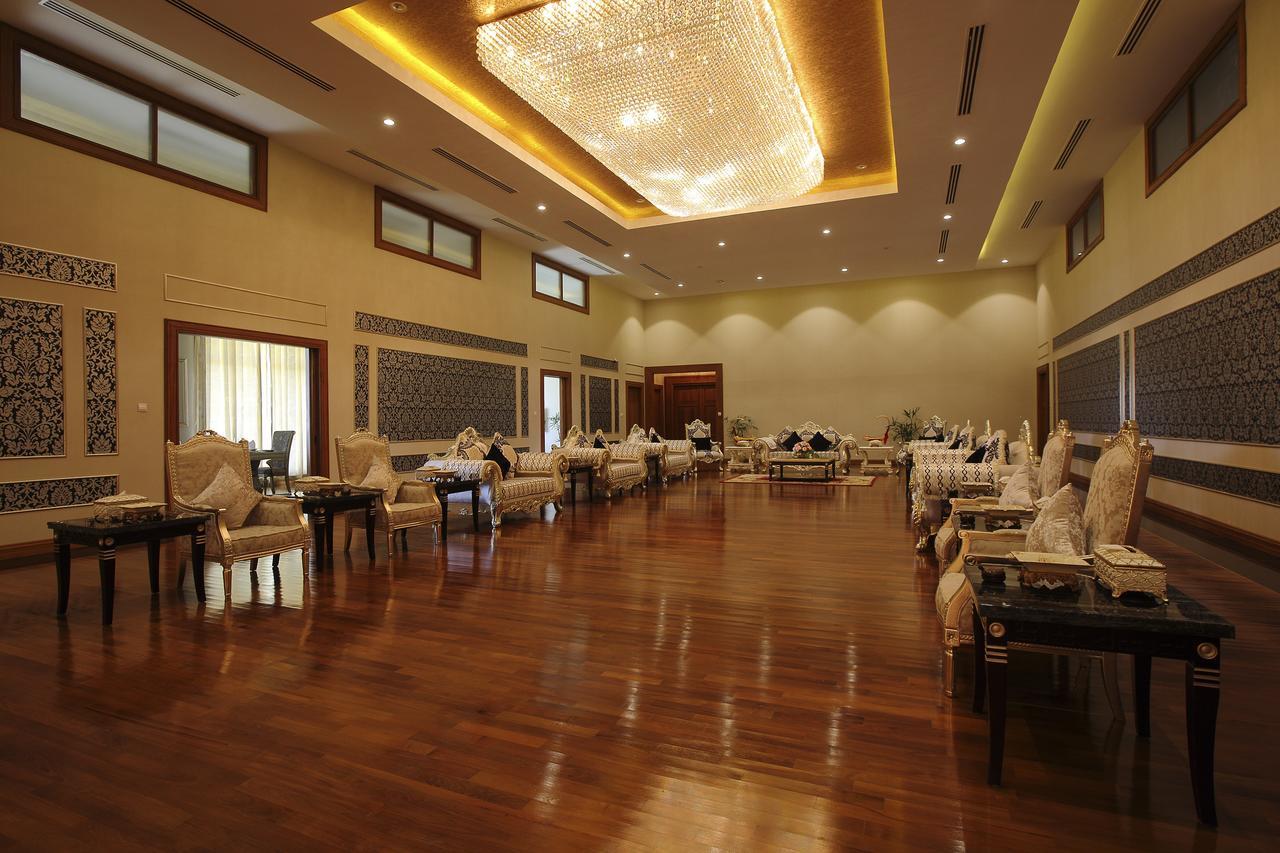 Horizon Lake View Resort Naypyidaw Room photo